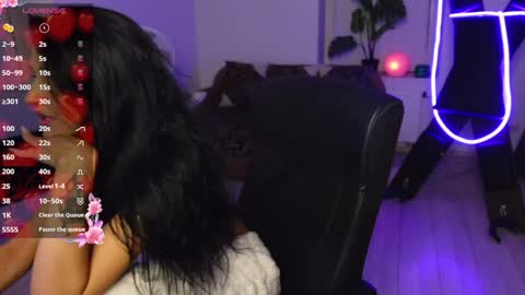 Agelina Lilly Laura online show from February 15, 12:35 am