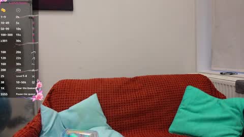 Agelina Lilly Laura online show from March 31, 4:29 pm