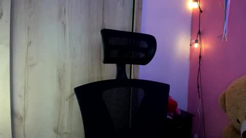  ines  online show from November 8, 5:18 pm