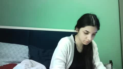 Selena online show from February 15, 10:00 am