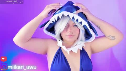 Ahri help me get to 100  online show from September 21, 5:39 am