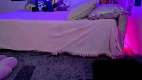 ahri online show from September 13, 3:36 am