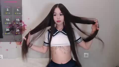 Ahri online show from June 21, 6:12 pm