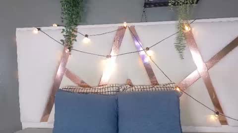 AHSLY online show from June 16, 8:10 pm