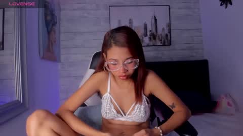 Aida online show from March 9, 5:11 am