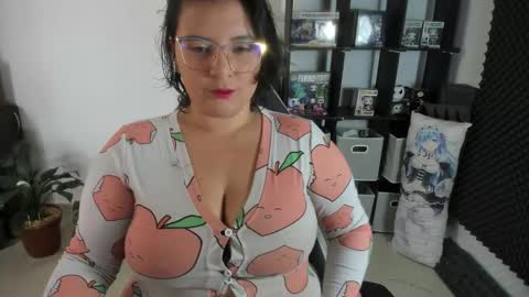 Catalina online show from January 2, 12:24 pm