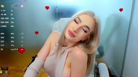 Allie  online show from February 10, 5:25 am