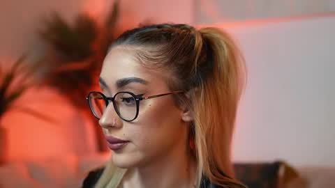  Aileen  online show from March 8, 9:29 pm