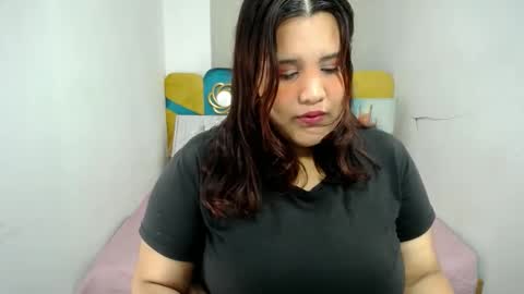 ailyn_rosendo online show from January 9, 2:43 am