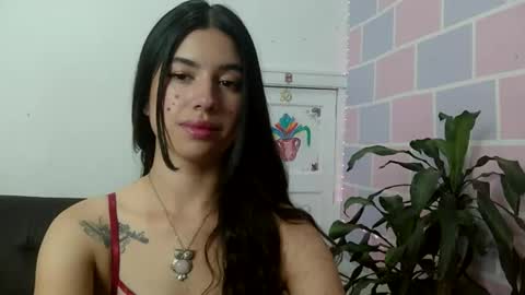 J  online show from June 1, 1:24 pm