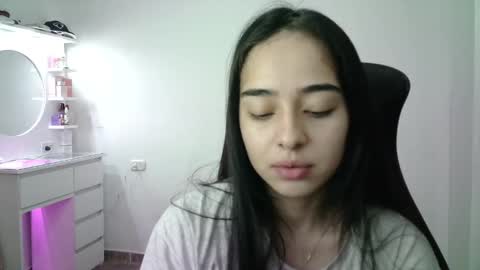 AINE online show from December 17, 1:44 am