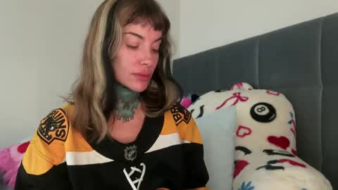 Airgead online show from April 10, 2:45 pm