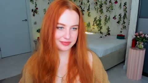 Louise online show from April 7, 7:27 pm