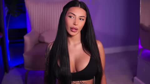 Maddy online show from September 28, 4:01 pm