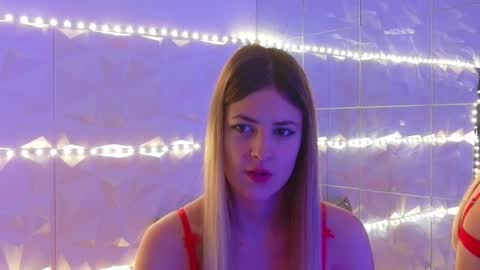 Aisha online show from November 20, 6:36 am