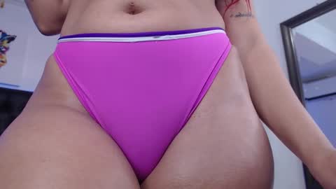 AIXA  online show from December 6, 1:11 pm