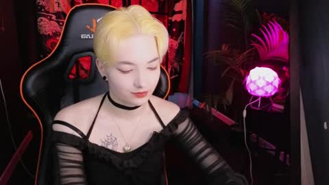 Akemi online show from March 9, 5:22 am