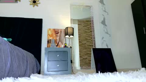 Akemi online show from November 30, 2:05 am