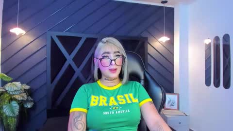 ALAHIA online show from September 12, 12:01 pm