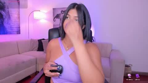 Alaia online show from October 26, 7:53 pm