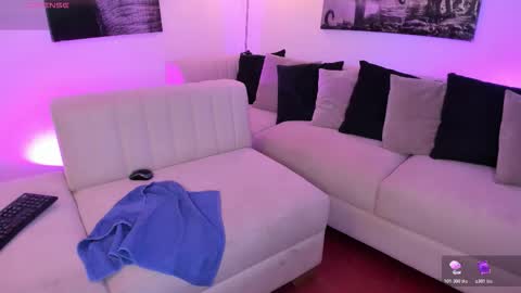 Alaia online show from January 11, 8:14 pm