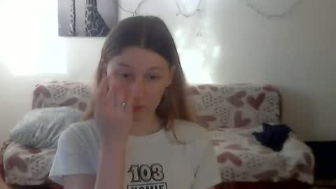 Anna online show from January 8, 8:40 am