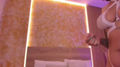 alana_2916 online show from November 18, 3:51 am