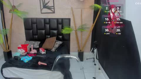 Alana online show from October 18, 1:03 pm