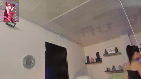 Maeve  online show from January 16, 11:04 am