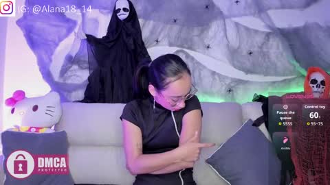 alana_pherson online show from October 3, 2:05 am