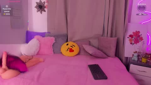 Alana Gmez  online show from January 10, 7:07 pm