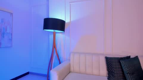 Alana online show from October 26, 2:56 pm