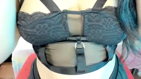 Alana online show from April 15, 7:58 pm