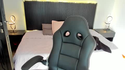 ALANI online show from November 13, 12:15 pm