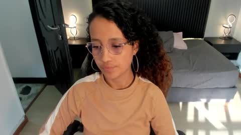 ALANI online show from December 1, 12:09 pm