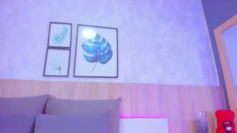 Alanna  online show from December 16, 4:29 am