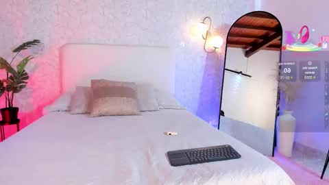 alannarouge online show from March 9, 11:24 am