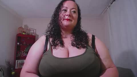 aleia taylor online show from October 13, 2:25 am