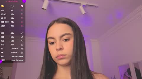 Alejandra online show from March 26, 11:45 am