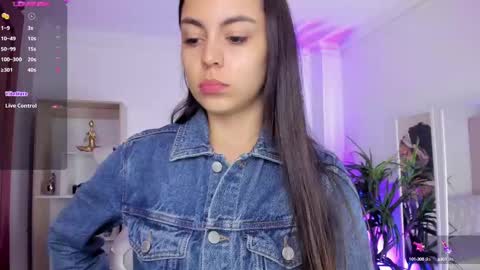 Alejandra online show from February 11, 11:20 am