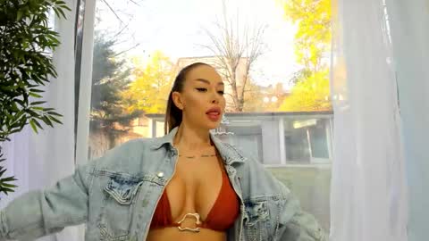 Alessa online show from December 2, 7:43 am