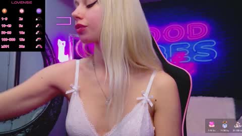 alessiacroft online show from November 27, 5:43 am