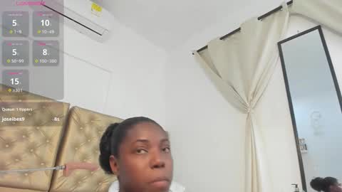 alessiiaa online show from October 9, 11:31 pm