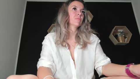 alesys69 online show from October 14, 10:23 pm