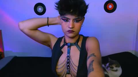 Alex online show from November 18, 11:26 pm