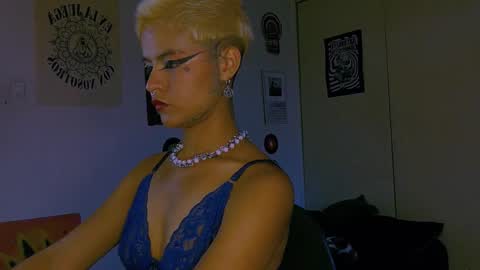 Alex online show from April 8, 10:56 pm