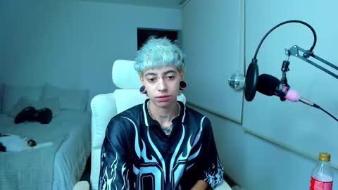 Residente0xxx online show from February 10, 6:49 am