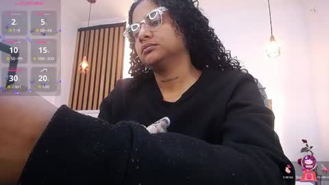 Alexa Forbes online show from June 10, 2:44 am