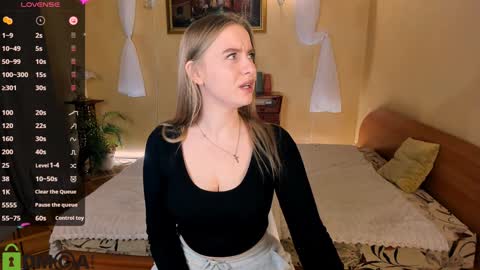 Alexa online show from December 3, 12:16 pm