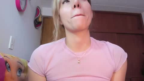 alexa latina online show from March 12, 5:37 pm